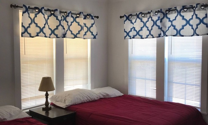 Buchanan Dam Cabin | Family Resort located on beautiful Lake Buchanan.
