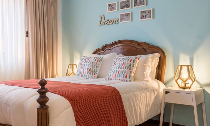 Cortegaca Bed & Breakfast | ★ Family Retreat ★ Beach House Private Room with Independent Entrance