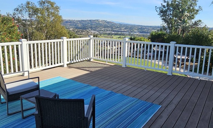 Tierrasanta House | Family Retreat-Full Kitchen✅10min-Zoo, Balboa Park✅Views✅BBQ✅Smart TV's✅Hot Tub