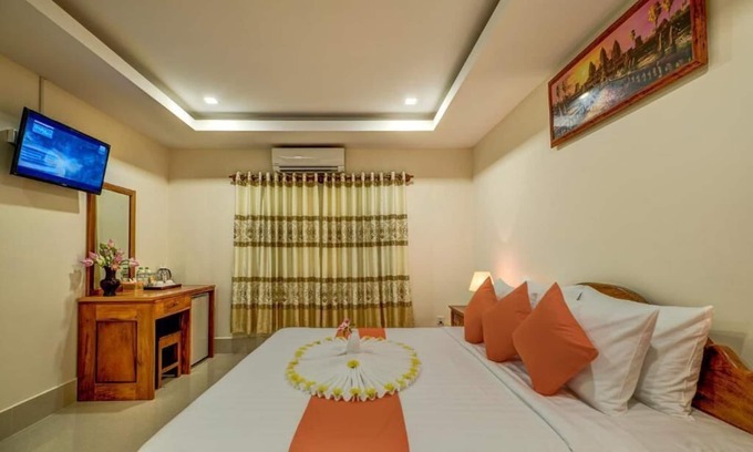 Siem Reap Resort | Family Room: 1double & single bed - free breakfast