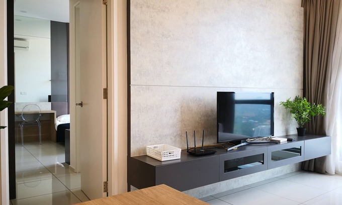 Bukit Bintang Apartment | Family Room 2R2B KL View 500mMRT Bukit Bintang