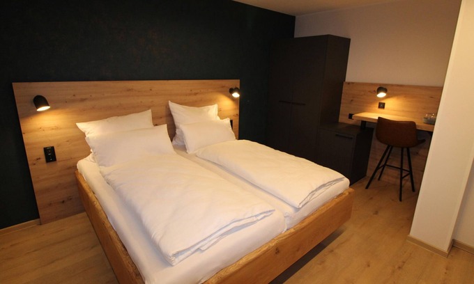 Kalterherberg House | Family room - DER Hirsch