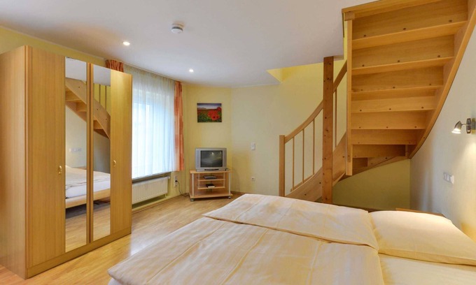 Starnberg House | Family room - Gasthof Zur Sonne