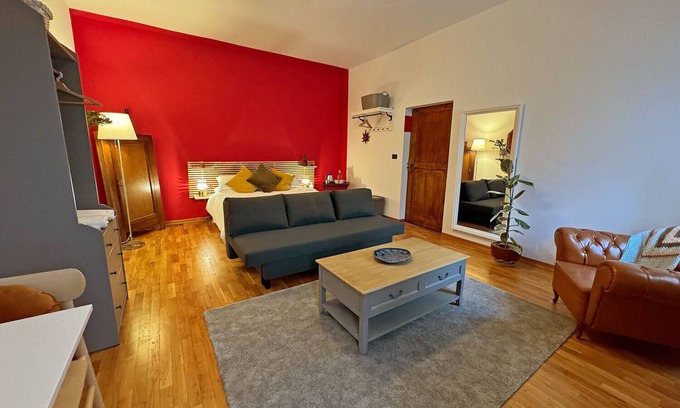 Lugo Apartment | Family room Melograno's colors