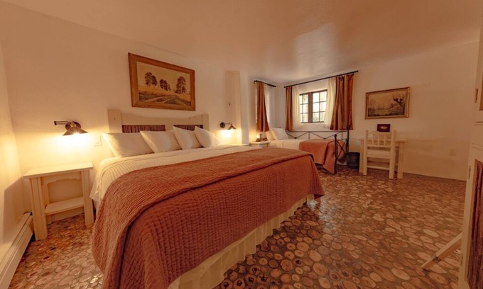 Taos Apartment | Family room on ground floor - 18