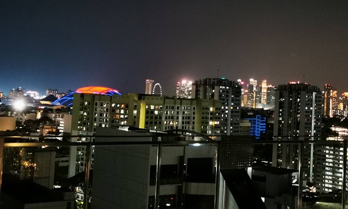 Geylang Condo | Family Room with a Panoramic View