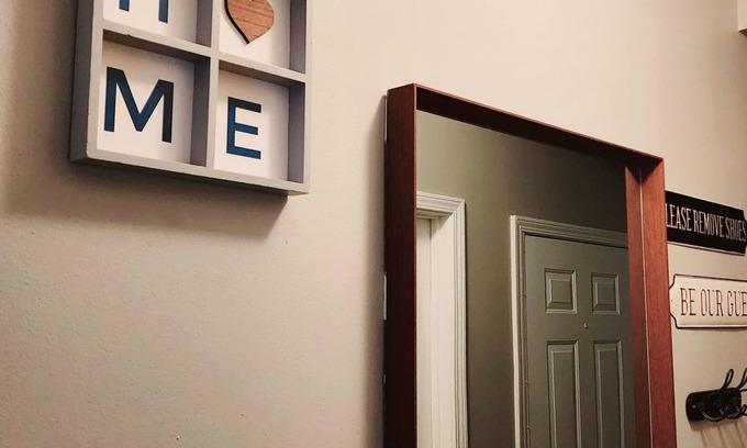 Fort Wayne Apartment | Family size condo within 5 min of shopping, entertainment and outdoor activities
