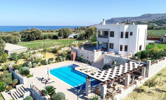 Episkopi Villa | Family-sized comfortable villa close to the beach