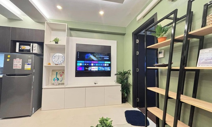 Davao Condo | Family-sized condo, 2 min from the heart of Davao City. Perfect for your stay!