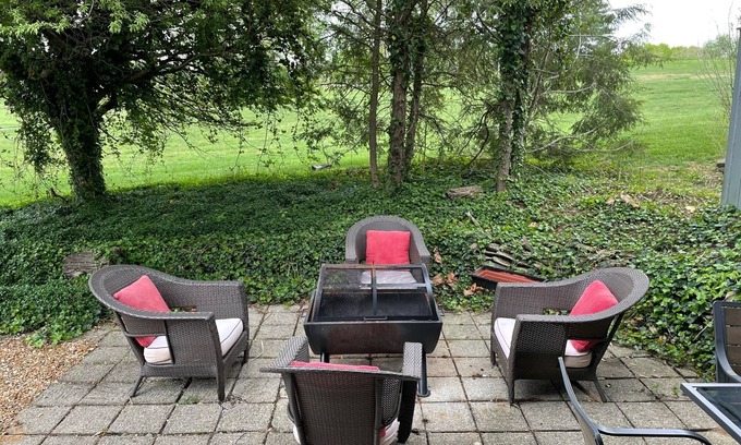 Avoca Condo | Family-sized Condo, 20 minutes to Indiana University & 5 minutes to Lake Monroe
