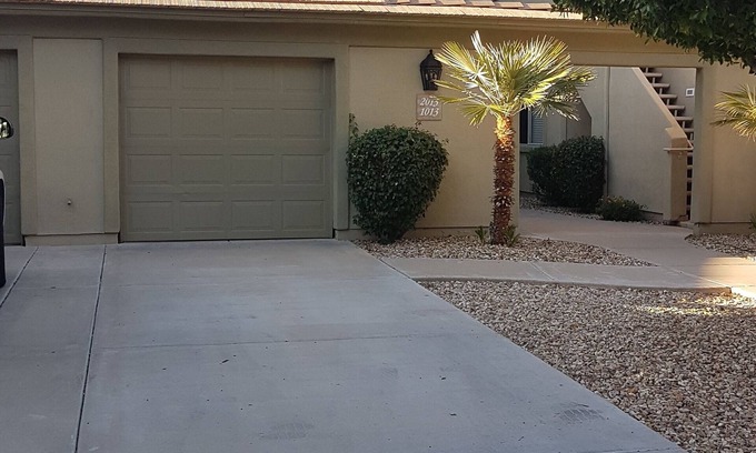 Arrowhead Ranch Condo | Family sized condo w/outdoor pool & hot tub