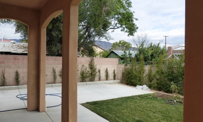 Azusa House | Family-sized Townhouse NEW, NEW, NEW!