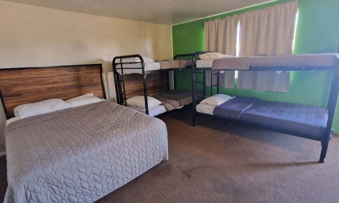 Garden City Apartment | Family Suite - Economy