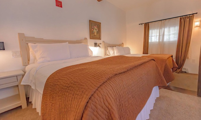 Taos Apartment | Family suite w/Mountain View - 11