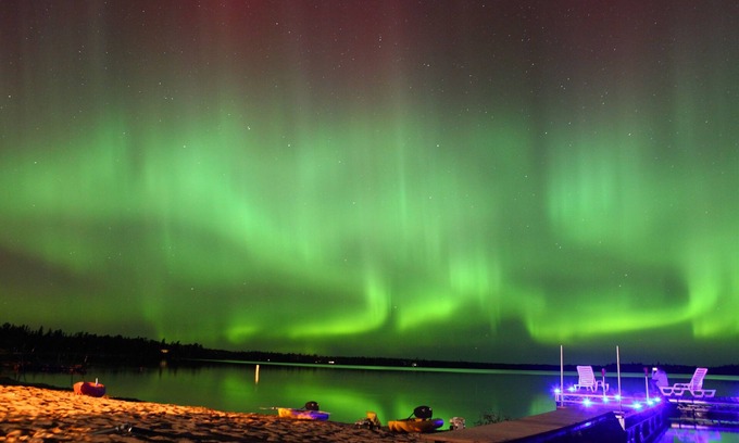 Manitoba Cabin | "Family Tides" Enjoy our sandy beach!