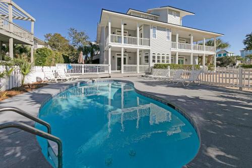 Crystal Shores House | Family Tides