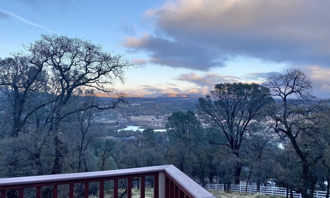 Copperopolis House | Family vacation close to SF Bay! Yosemite, Tulloch lake are nearby!