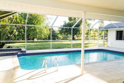 Biggar House | Family Vacation Home in Fort Myers