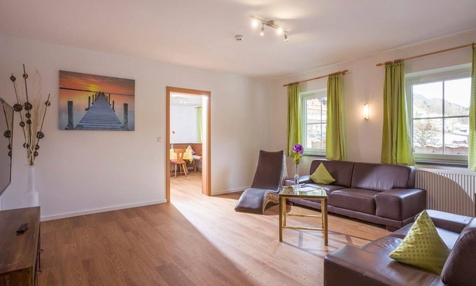 Landl Apartment | Family vacation in Thierseetal: Luxurious holiday apartment 8 in Tyrol - family paradise MoNi