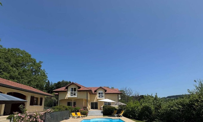 Saint-Martin-Bellevue House | Family villa at lake Annecy, pool et nature