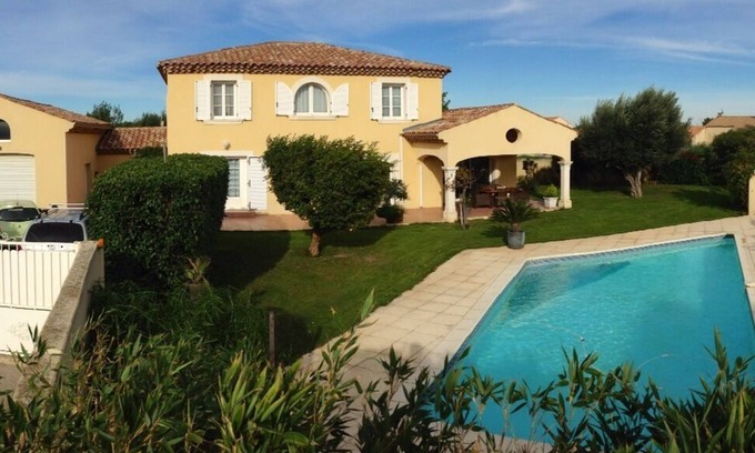 Sauvian Villa | Family villa with pool near sea
