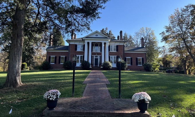 Batesville House | Famous luxurious Virginia Estate plus guest cottage, near Charlottesville, VA