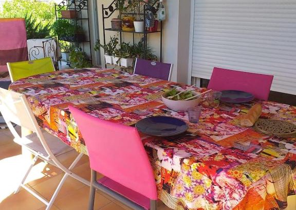 La Roche-de-Glun Bed & Breakfast | Fan 36B