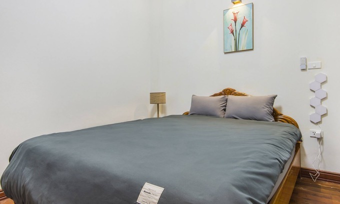 Hang Buom House | Fancy Homestay *Ha Noi Old Quarter* Private/ Quiet