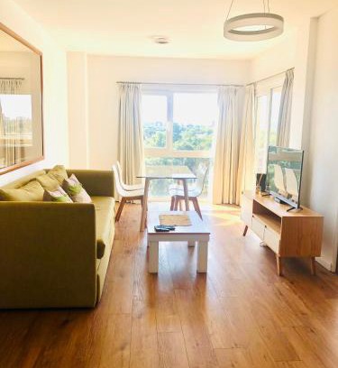 Vicente Lopez Apartment | Fantástico depto. con vistas panorámicas