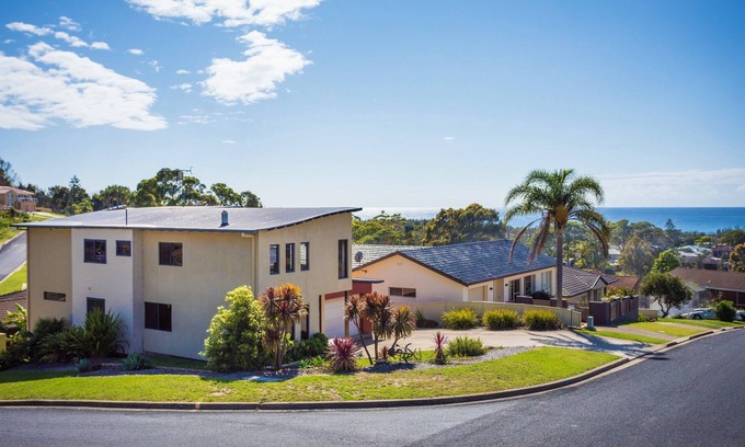Tathra House | FANTA SEA - Fantastic Ocean Views