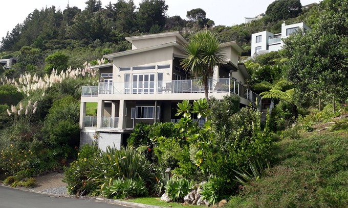 Tairua Bed & Breakfast | Fantail B&B