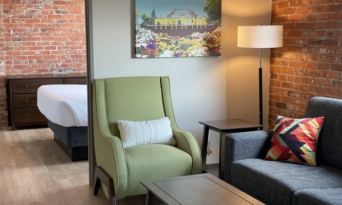 Riverside Apartment | Fantastic 2 Bed Travel Apartment Less than 1 Mile From Gonzaga University
