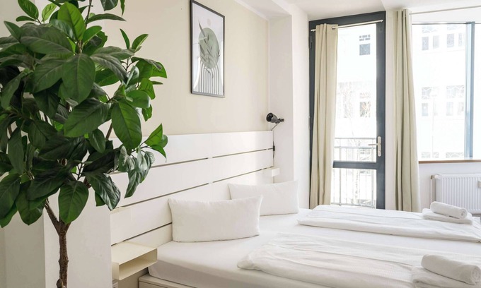Schoeneweide Apartment | Fantastic 2 Bedroom Apartment