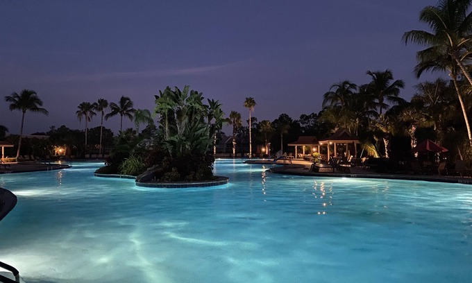 Naples Condo | Fantastic 2BR & 2BA, Steps away from pool and beautiful pond view!