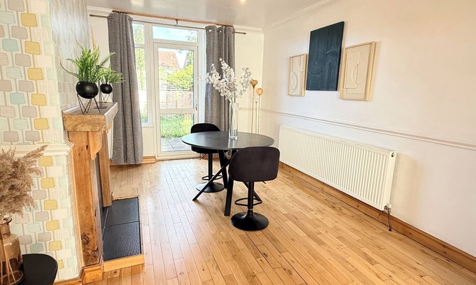 Warmsworth House | Fantastic 3-bedroom house in Doncaster