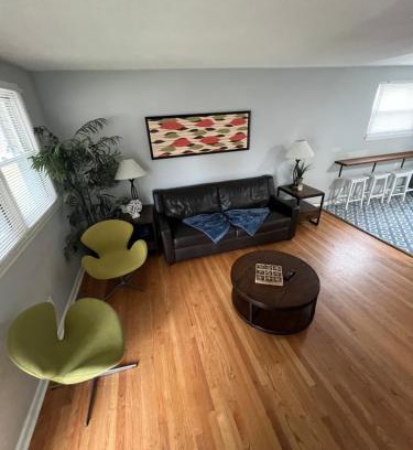 Norfolk - Virginia Beach House | Fantastic 3BR Close to Botanical Gardens and Airport
