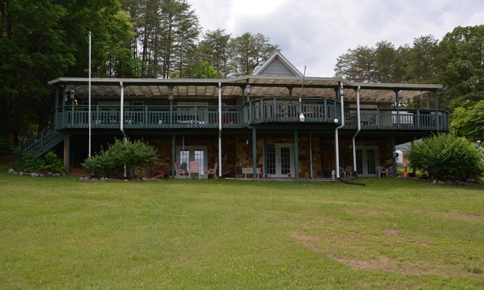 Bumpass House | Fantastic 4 Bedroom, 3 Full Bath, Gorgeous Lot! Gazebo, Boat House, Private Ramp