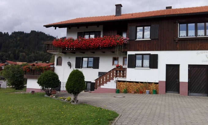 Rofleuten Apartment | Fantastic apartment with double room for up to 5 people!