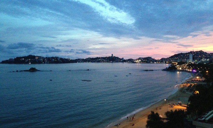 Costera Acapulco Condo | Fantastic Beach Front 3 bedroom Condo 2
