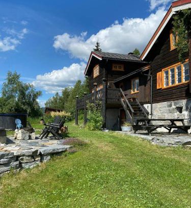 Austbygde House | Fantastic Charming Cabin By Tinnsjøen