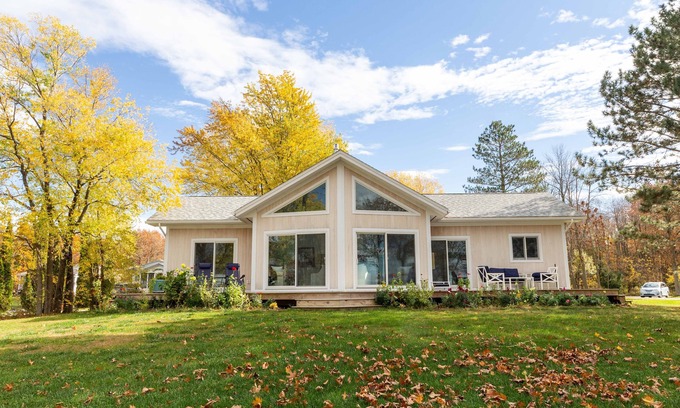 Isle La Motte House | Fantastic Family Lakefront Home on Peaceful Isle LaMotte, VT!