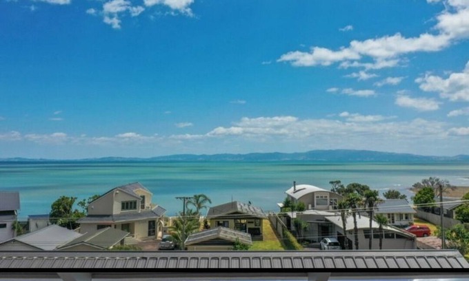 Te Puru House | Fantastic fishing, boating and water activities!