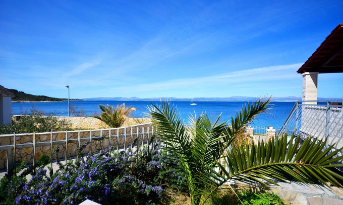Stomorska Apartment | Fantastic holiday apartment on the seafront with large terrace