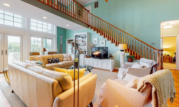 Edisto Island House | Fantastic House 1 Block From Beach w/Beach View, Free WiFi, Patio