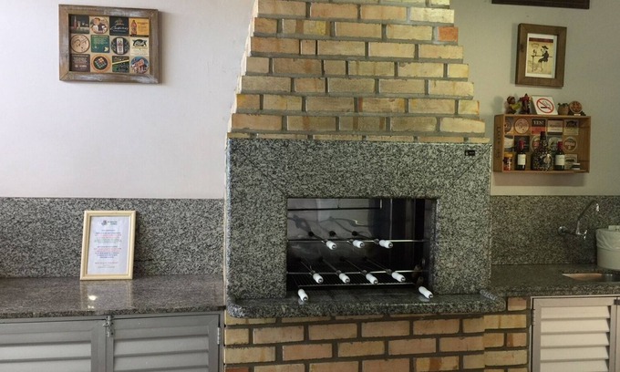 Ingleses Sul House | FANTASTIC HOUSE 4 BEDROOMS (AIR COND), 4WC, WIFI, 4 BATCH VEHICLES, ENGLISH