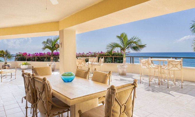 Seven Mile Beach Condo | Fantastic Large Oceanfront Residence Located at The Ritz-Carlton, Grand Cayma
