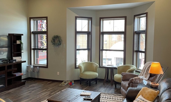 Wisconsin Dells Apartment | Fantastic Location! Downtown Wisconsin Dells