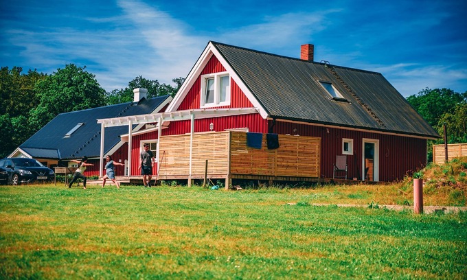 Olofstrom House | Fantastic nature, hot tub, boat, sauna