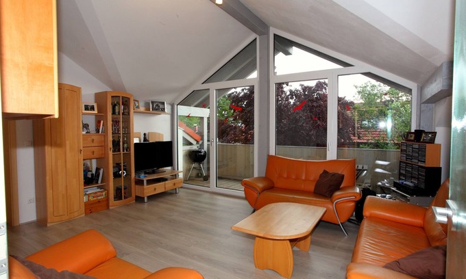 Kolbermoor Apartment | Fantastic new 3-room.-Fholiday- o. Company apartment on the edge of the Alps