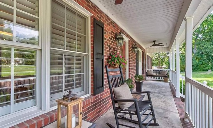 Greensboro House | Fantastic residential home with big backyard